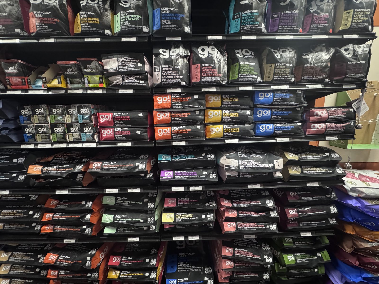 GO! Solutions pet food by Petcurean at Earthwise Pet Mantua, NJ
