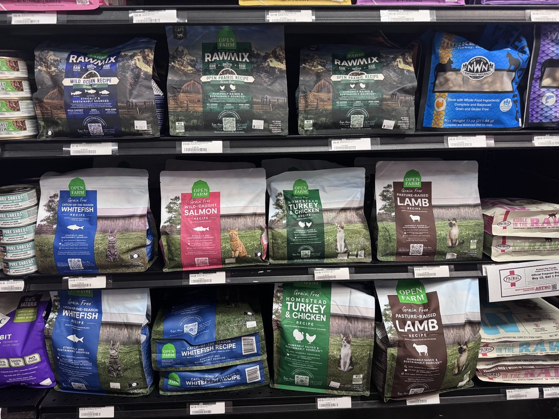 Open Farm cat food on the shelf at Earthwise Pet Mantua, NJ